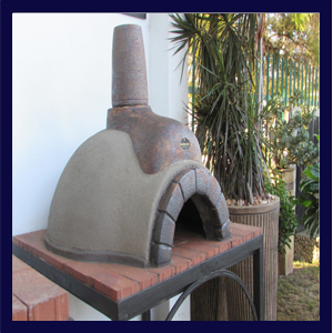 FIRE-CLAY PIZZA OVEN